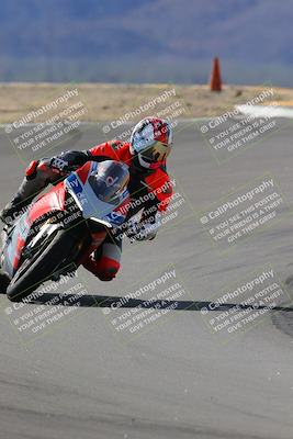 media/Nov-05-2022-SoCal Trackdays (Sat) [[f8d9b725ab]]/Turns 9 and 8 (1050am/